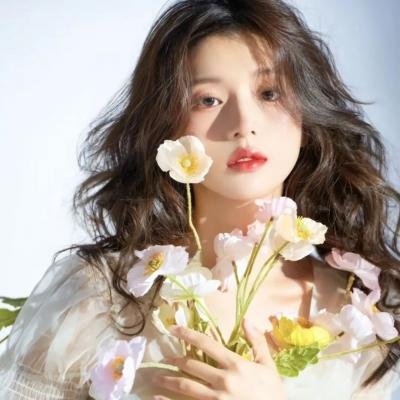 女警撞到夫